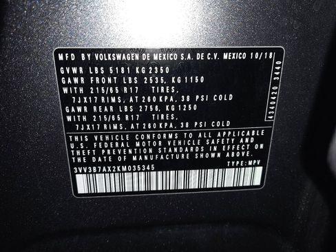 Used 2019 Volkswagen Tiguan SEL R-Line image 33