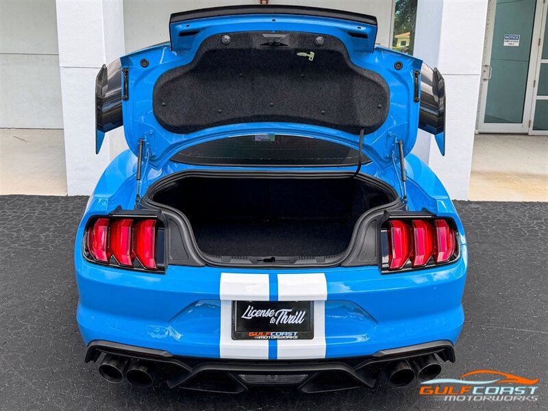 Used 2022 Ford Mustang Shelby GT500 w/ Carbon Fiber Track Pack RWD image 37