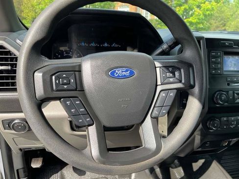 Used 2022 Ford F250 XL w/ Power Equipment Group AWD/4WD image 90