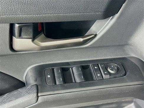 New 2025 Toyota Tacoma TRD Off-Road image 17