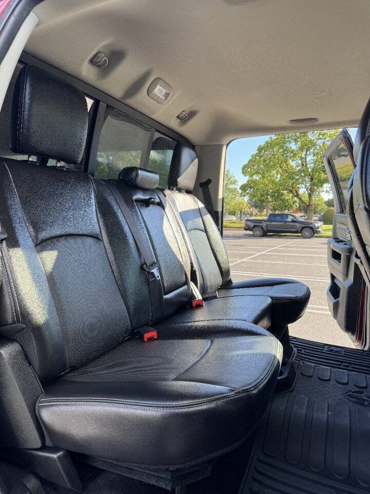 Used 2016 RAM 1500 Laramie w/ Convenience Group AWD/4WD image 8