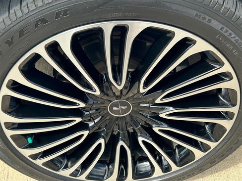 Used 2023 Lincoln Aviator Black Label image 6