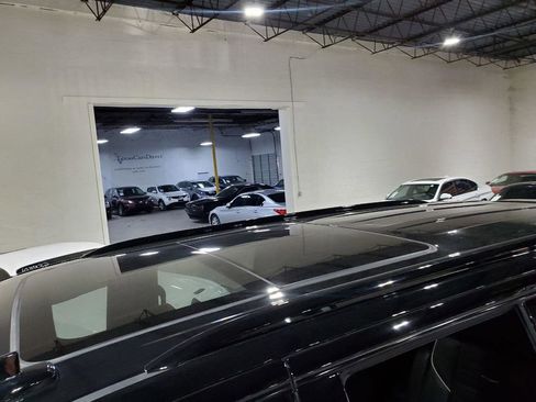 Used 2023 Cadillac Escalade Sport Platinum image 56