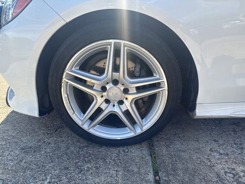 Used 2014 Mercedes-Benz E 350 E 350 w/ Premium 1 Package image 31