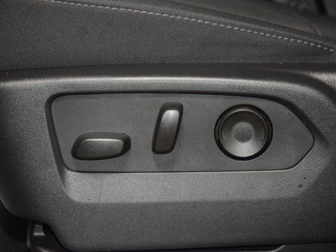 Used 2025 Chevrolet Silverado 1500 Custom w/ Turbomax Blackout Package image 40