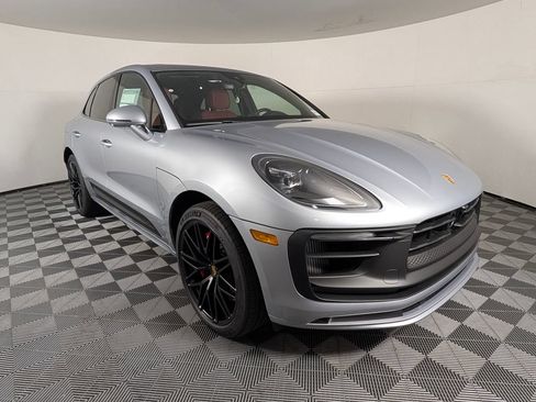 New 2026 Porsche Macan GTS AWD/4WD image 9