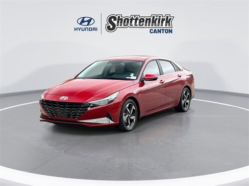 Used 2023 Hyundai Elantra Limited image 4