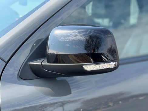 Used 2024 Dodge Durango GT image 19