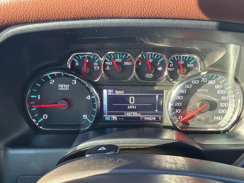 Used 2015 Chevrolet Silverado 2500 High Country w/ Duramax Plus Package AWD/4WD image 98