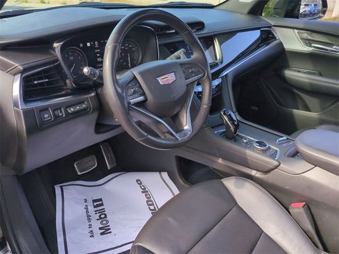 Used 2021 Cadillac XT6 Sport image 9