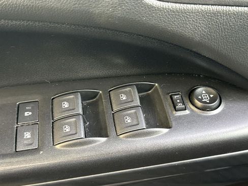 Used 2022 GMC Canyon AT4 w/ Trailering Package image 23