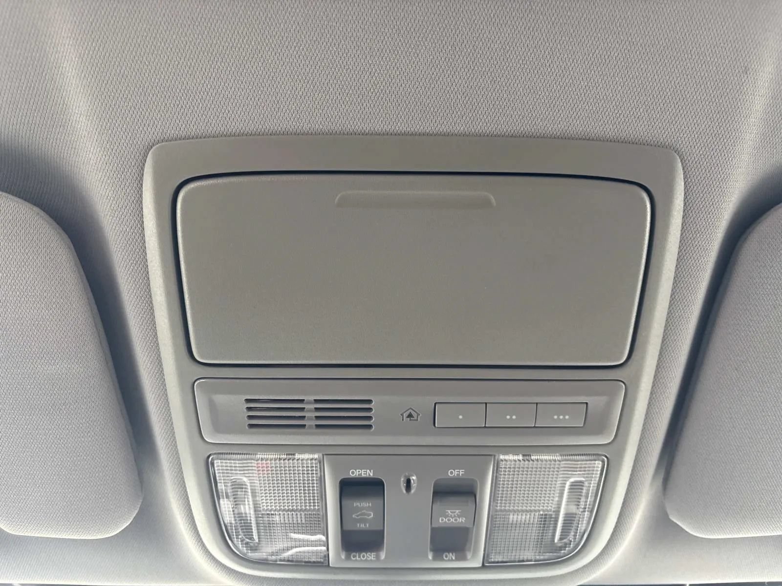 Used 2020 Honda CR-V EX-L image 16