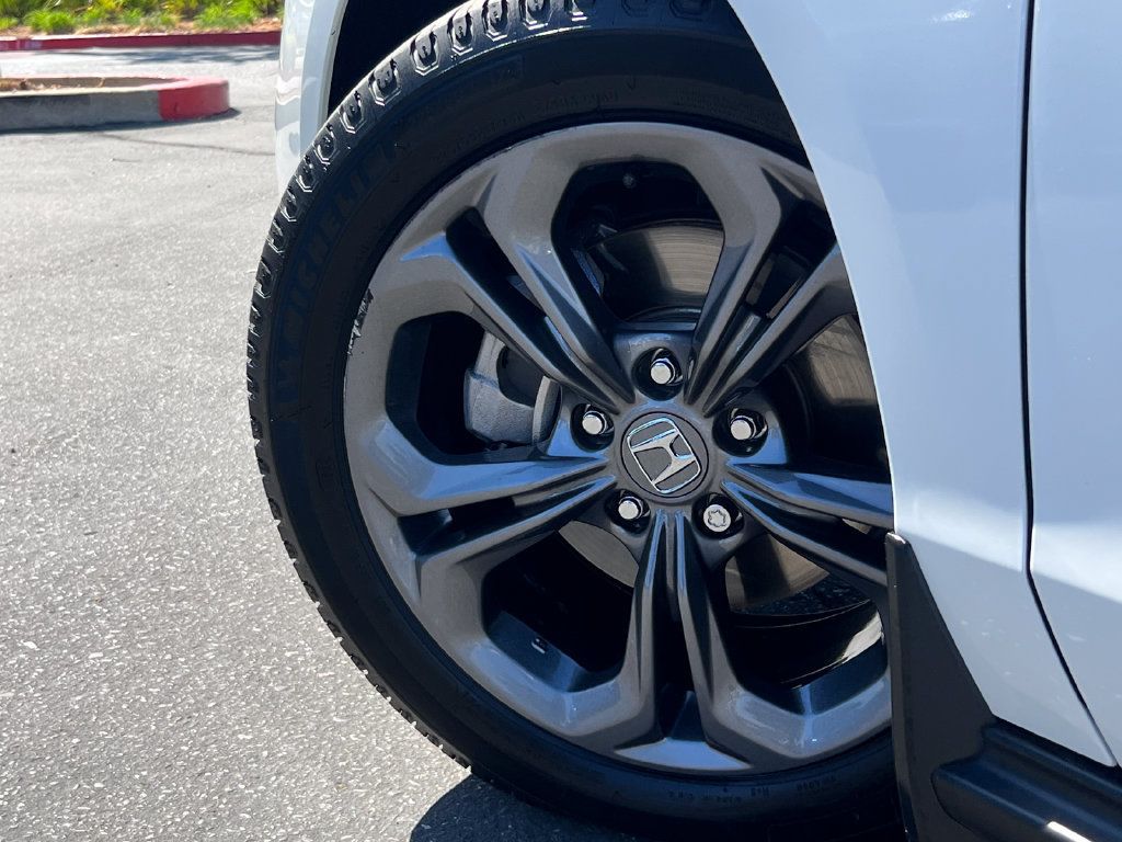 Used 2023 Honda Accord EX image 10