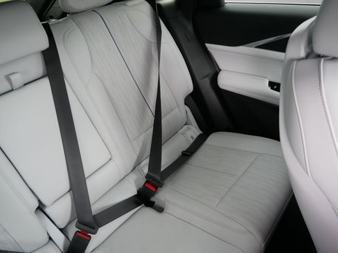 Used 2024 Cadillac Lyriq Luxury w/ LPO, Floor Liner Package AWD/4WD image 14