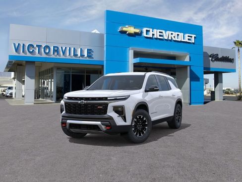 New 2026 Chevrolet Traverse Z71 w/ Enhanced Driving Package AWD/4WD image 8