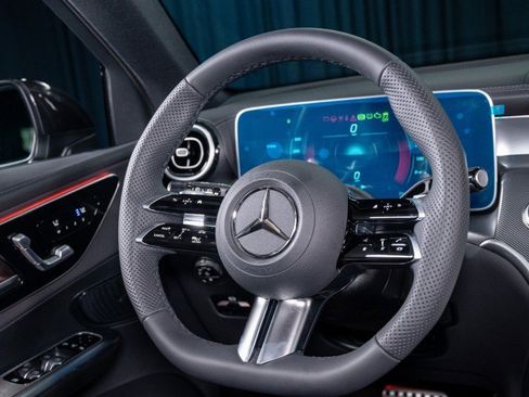 Certified 2026 Mercedes-Benz GLC 300 image 15