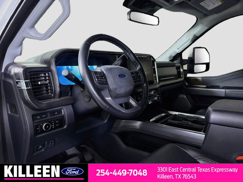 Used 2023 Ford F250 Lariat w/ Lariat Ultimate Package AWD/4WD image 11