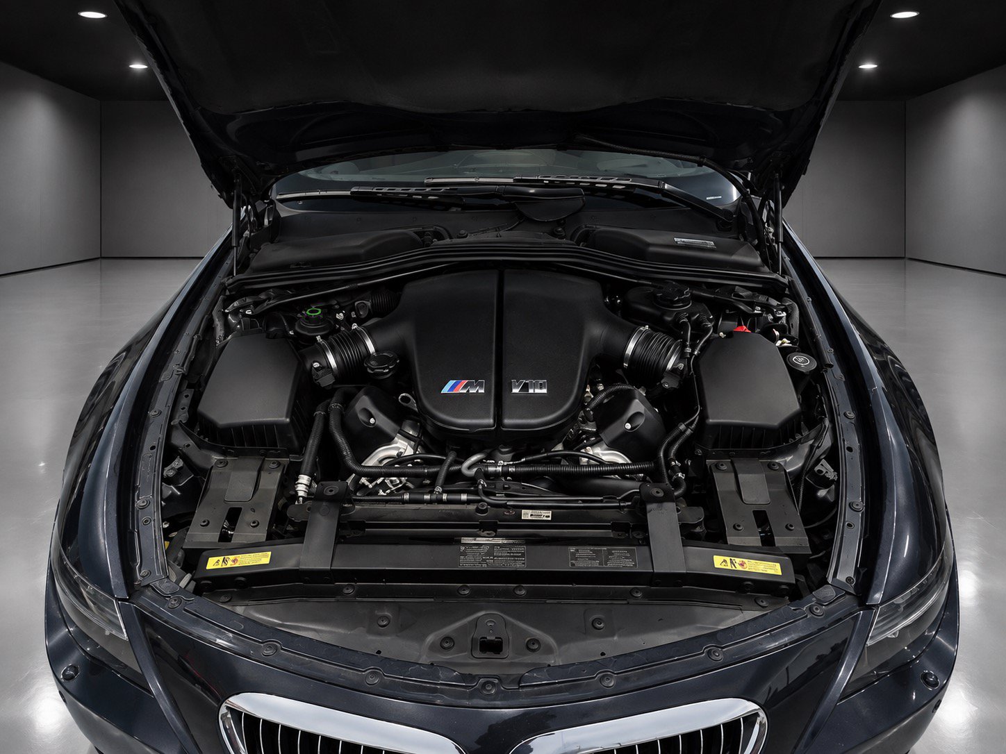 Used 2007 BMW M6 Convertible RWD image 10