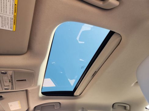 New 2026 Nissan Sentra SL w/ Floor Mat Package FWD image 24