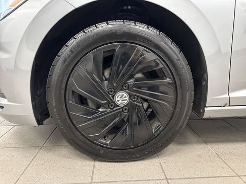 Used 2019 Volkswagen Jetta SEL Premium FWD image 10