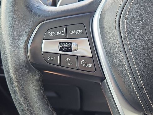 Used 2025 BMW X5 xDrive50e AWD/4WD image 30