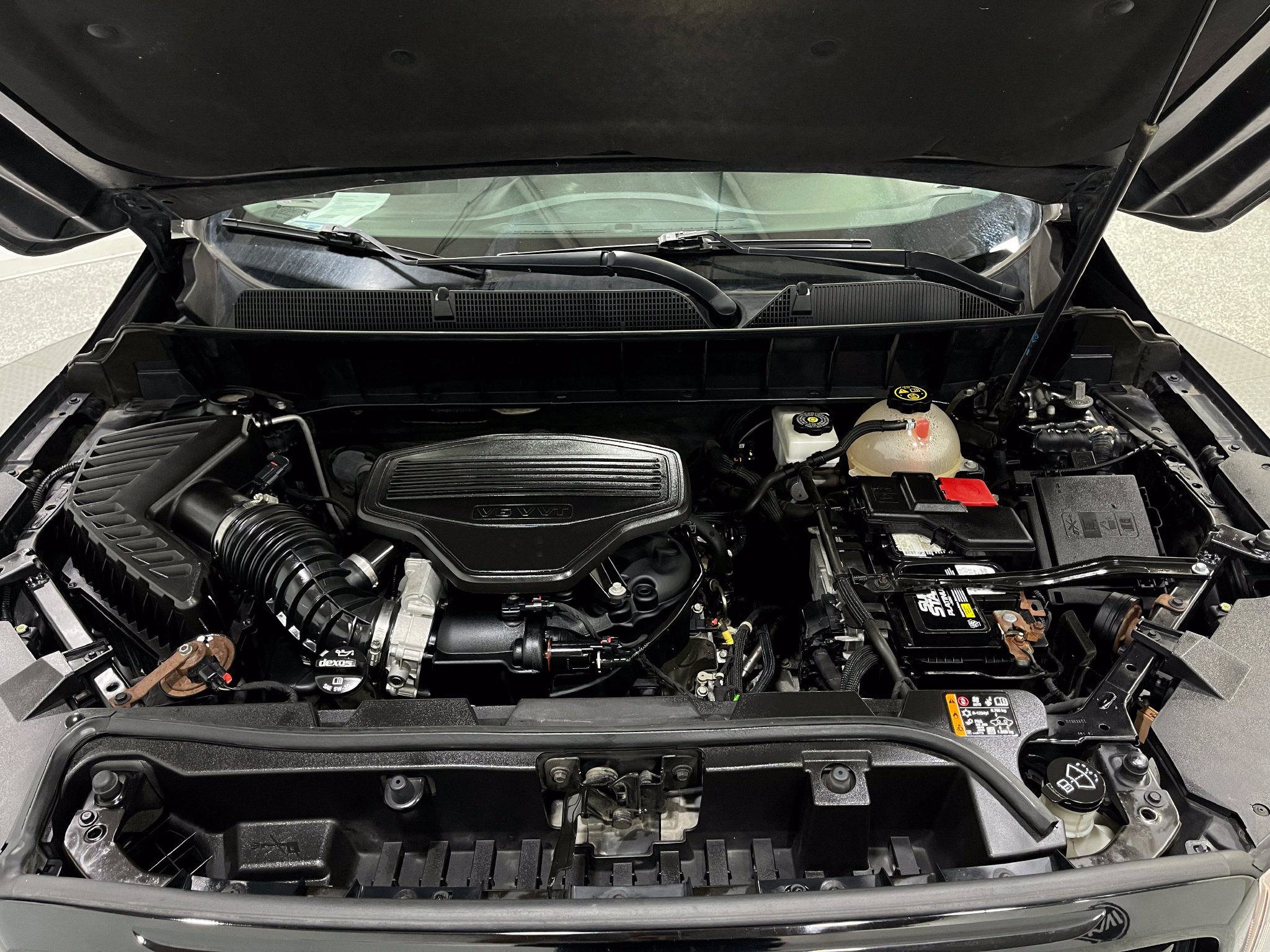 Used 2019 GMC Acadia SLT w/ Black Edition FWD image 27