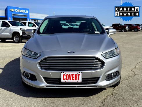Used 2016 Ford Fusion SE w/ Equipment Group 202A image 3