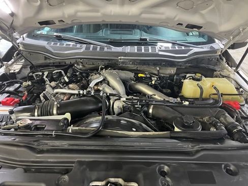 Used 2020 Ford F350 Platinum AWD/4WD image 29