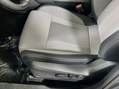 Used 2023 Subaru Outback Premium image 19