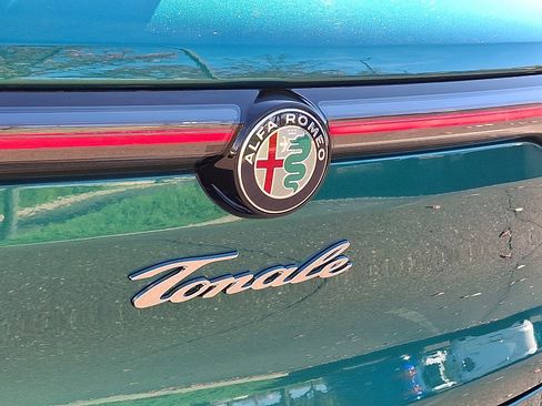 Used 2024 Alfa Romeo Tonale Veloce image 30