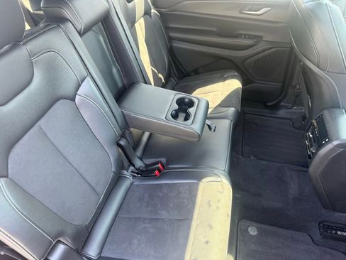 Used 2024 Jeep Grand Cherokee L Altitude AWD/4WD image 55