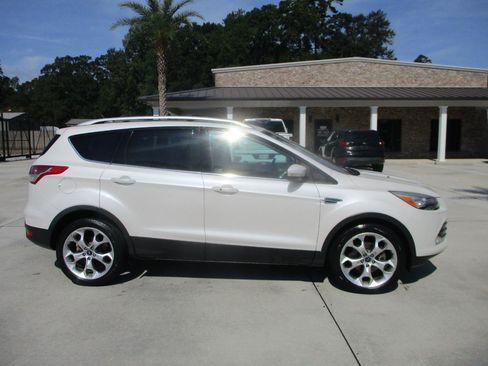 Used 2013 Ford Escape Titanium w/ Parking Technology Pkg FWD image 15
