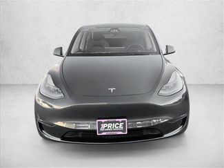 Used 2025 Tesla Model Y Long Range video 2