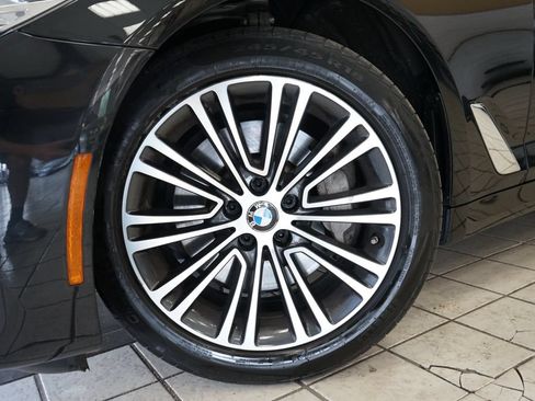 Used 2018 BMW 540i xDrive AWD/4WD image 57