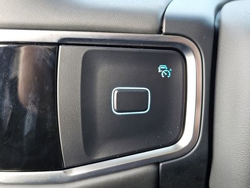 New 2025 Ford Expedition Active image 15