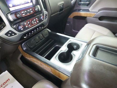 Used 2015 GMC Sierra 1500 SLT w/ SLT Crew Cab Value Package AWD/4WD image 19
