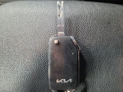 Used 2024 Kia Forte LXS FWD image 32