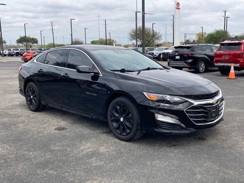 Used 2023 Chevrolet Malibu LT image 3