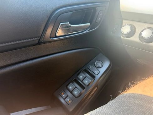 Used 2019 Chevrolet Tahoe LS w/ Enhanced Driver Alert Package AWD/4WD image 12