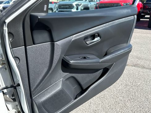 Used 2024 Nissan Sentra SV FWD image 19