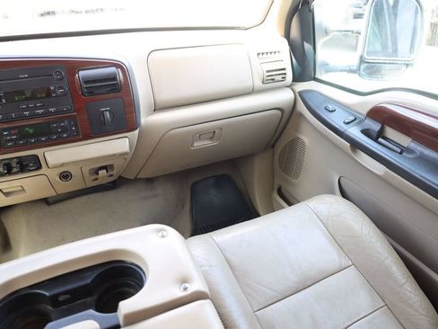 Used 2005 Ford F250 Lariat AWD/4WD image 20