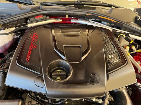 Used 2017 Alfa Romeo Giulia image 37