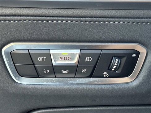 Used 2023 BMW XM w/ M Driver's Package image 19