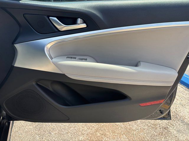 Used 2023 Genesis G70 2.0T RWD image 50