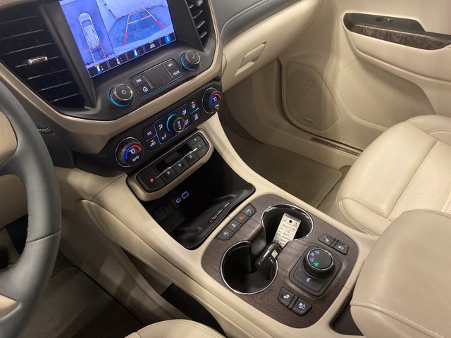 Used 2023 GMC Acadia Denali w/ Denali Technology Package AWD/4WD image 13