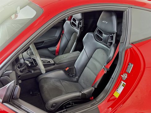 Used 2022 Porsche 911 GT3 image 12