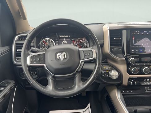 Used 2019 RAM 1500 Laramie image 15