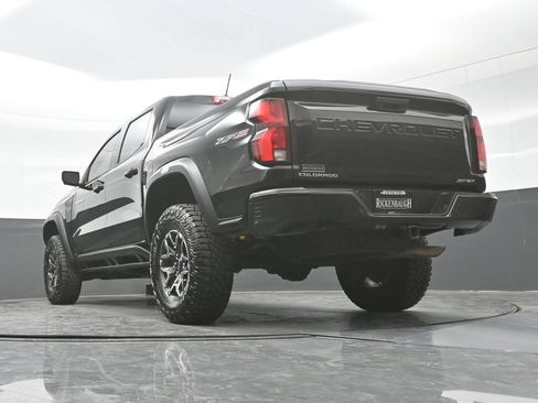 Used 2026 Chevrolet Colorado ZR2 w/ Technology Package AWD/4WD image 20