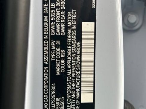 Certified 2025 Volvo XC40 B5 Core AWD/4WD image 27