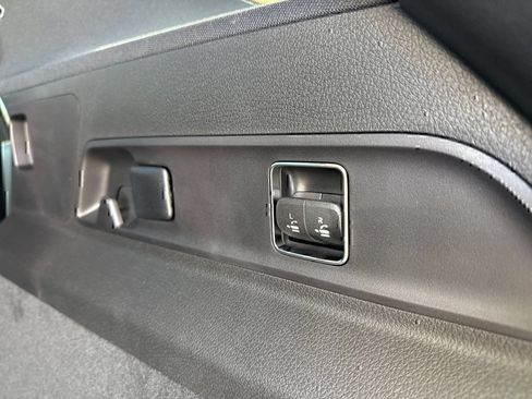 Certified 2026 Mercedes-Benz GLE 350 4MATIC image 30